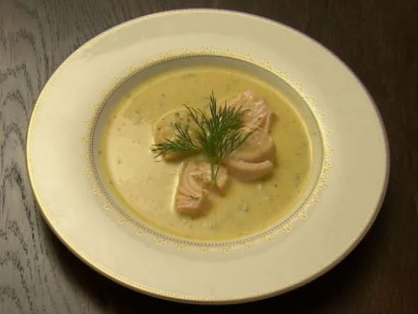 Gurkensuppe mit Lachs (Ivan Strano) - Rezept