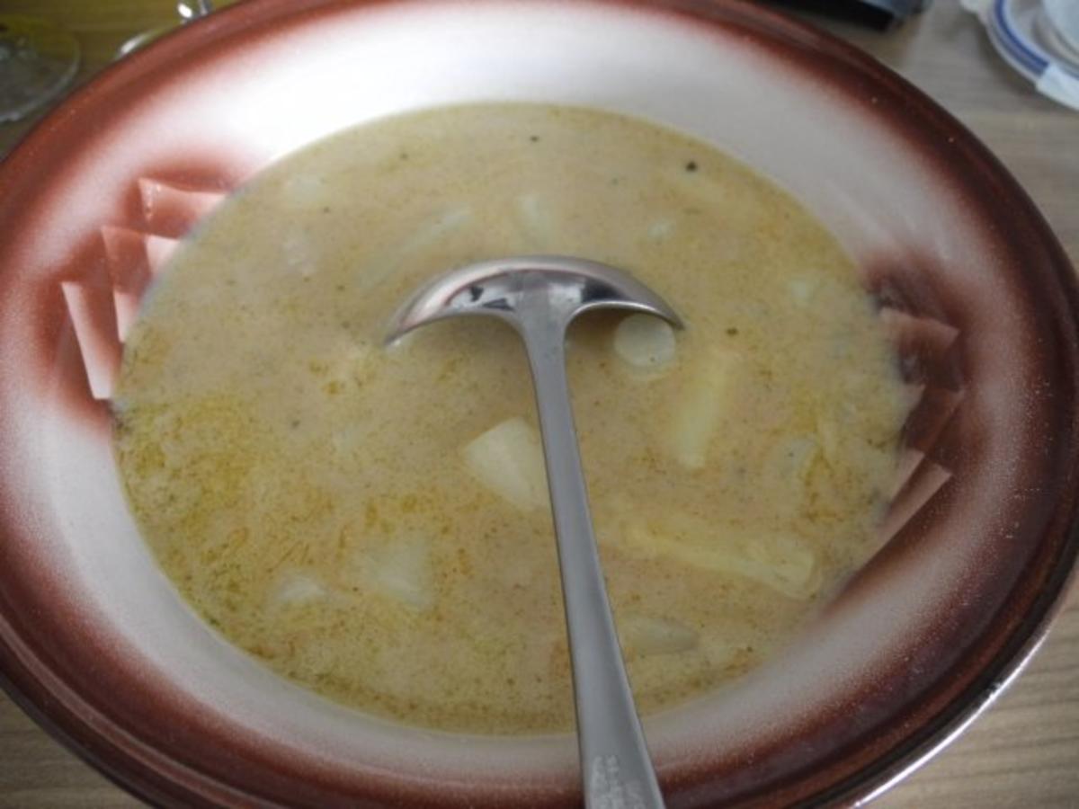 Spargel in Reis-Schlagcreme mit Schnittlauchkartoffeln und Gurkensalat - Rezept - Bild Nr. 14