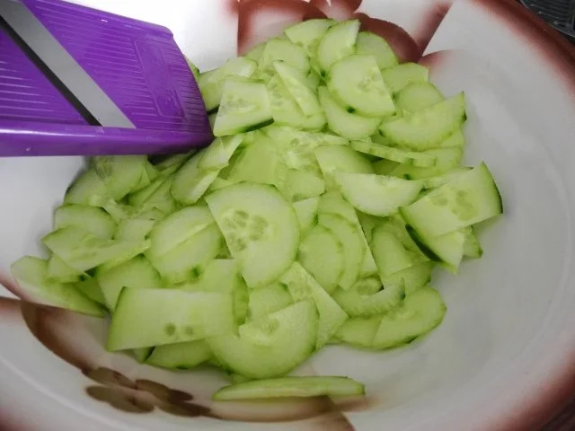 Rezept: Spargel in Reis-Schlagcreme mit Schnittlauchkartoffeln und Gurkensalat Bild Nr. 15 Spargel in Reis-Schlagcreme mit Schnittlauchkartoffeln und Gurkensalat - Rezept - Bild Nr. 15