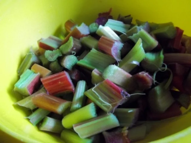 Rezept: Rhabarbertorte Bild Nr. 3 Rhabarbertorte - Rezept - Bild Nr. 3