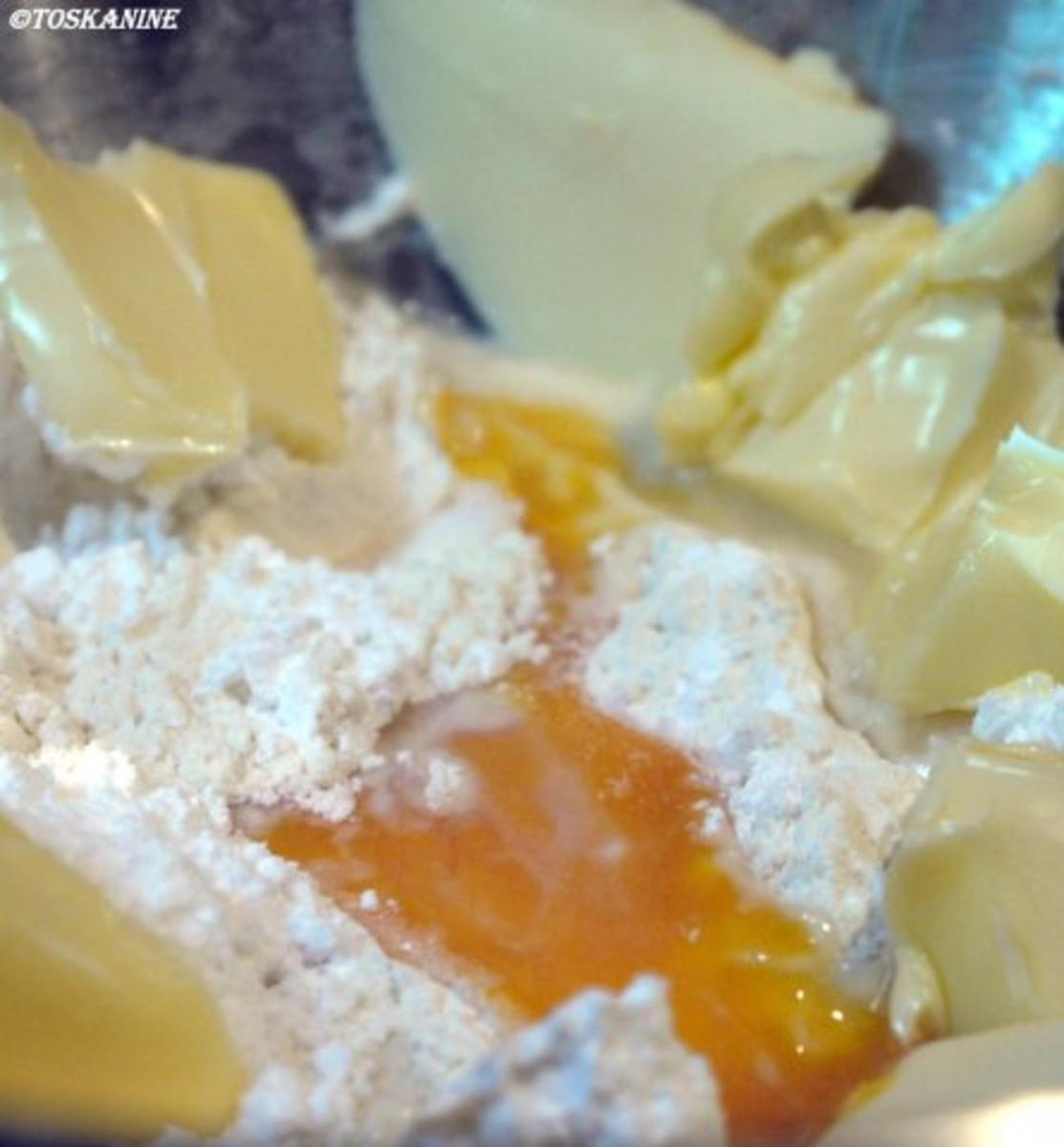 Vanille-Frischkäse-.Tarte mit scharfem Ananas-Kompott - Rezept - Bild Nr. 2