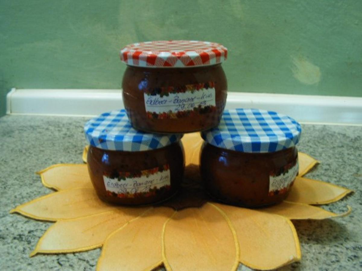 Bilder für Erdbeer-Banane-Kiwi-Marmelade - Rezept