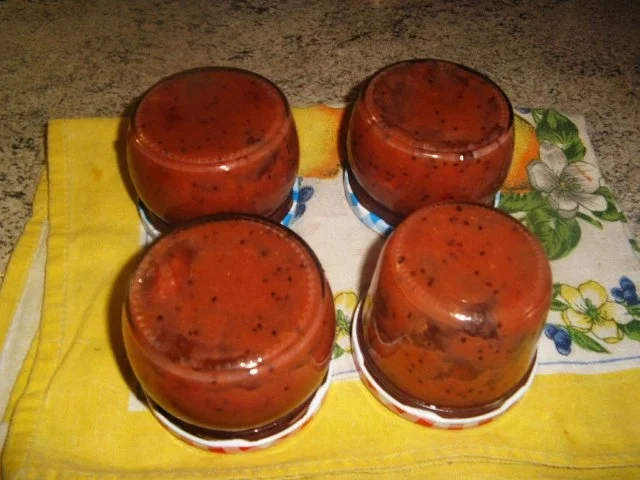 Rezept: Erdbeer-Banane-Kiwi-Marmelade Bild Nr. 4 Erdbeer-Banane-Kiwi-Marmelade - Rezept - Bild Nr. 4