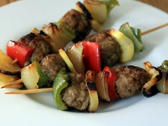 Gemüse-Spieße mit Hackbällchen - Rezept