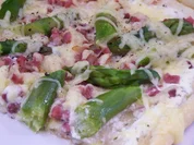 Flammkuchen vom grünem Spargel - Rezept