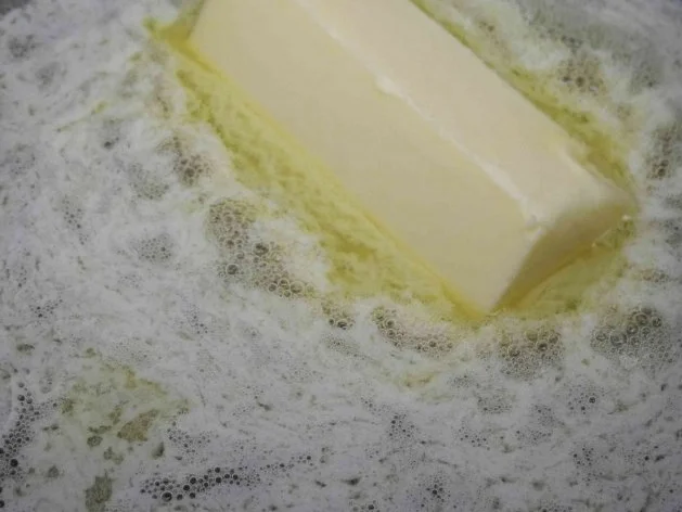 Aus dem Backofen : Spargel auf Reis-Schlagcreme mit Petersilien - Brot - Kruste überbacken - Rezept - Bild Nr. 4