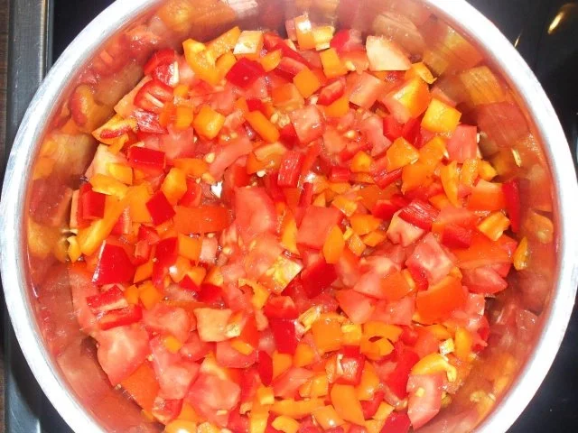 Rezept: Getrüffelte Paprikasauce Bild Nr. 3 Getrüffelte Paprikasauce - Rezept - Bild Nr. 3