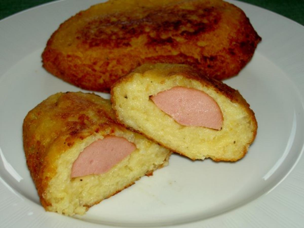 Knackwurst im Kartoffelteig - einfach - 579 kcal/100g Knackwurst im Kartoffelteig - einfach - 579 kcal/100g