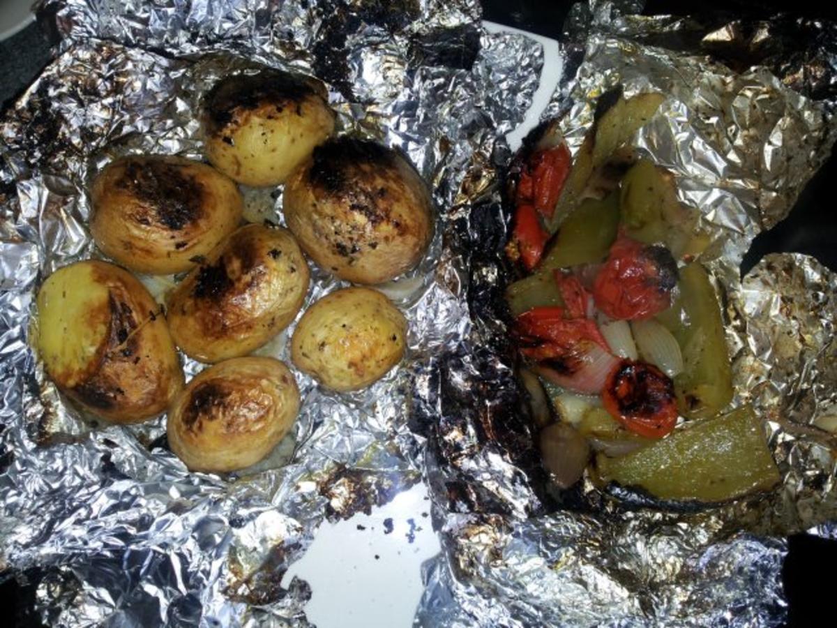 PutensteakEi mit Grillkartoffeln und Grillgemüse - Rezept - Bild Nr. 6