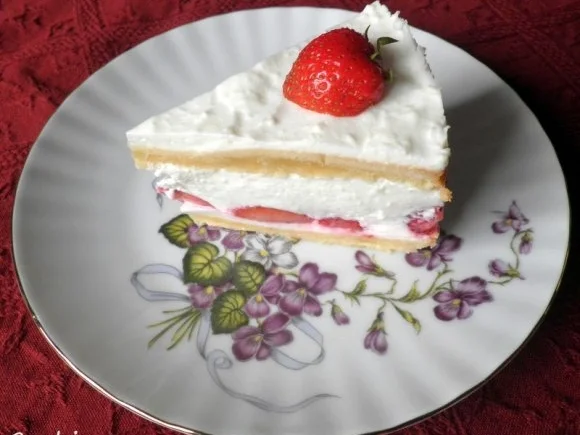 Kleine Erdbeer - Käse - Torte ... - Rezept - Bild Nr. 17