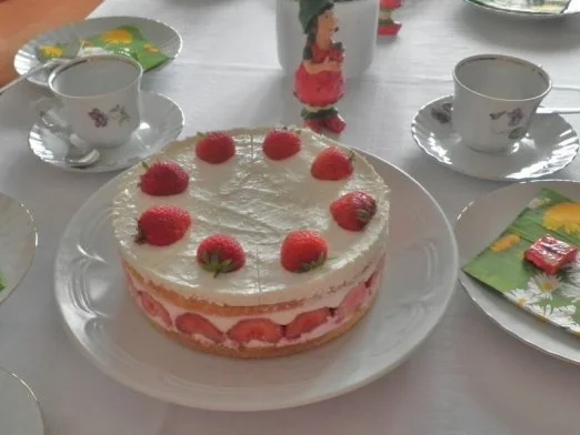 Kleine Erdbeer - Käse - Torte ... - Rezept - Bild Nr. 5