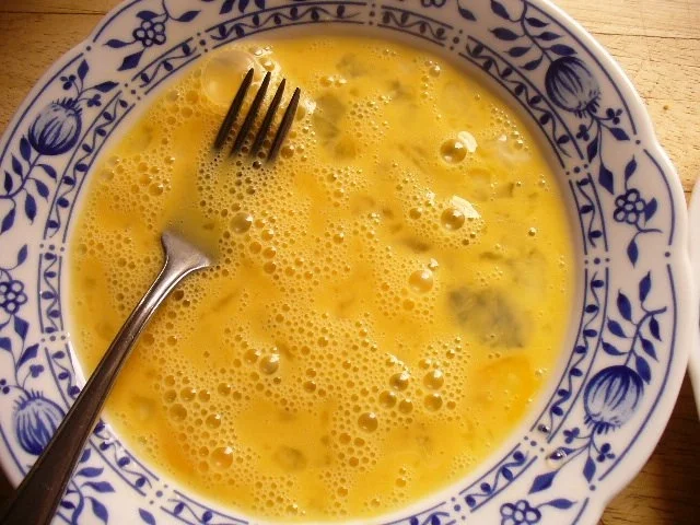 Gemüsecremesüppchen mit panierten Kohlrabischeiben - Rezept - Bild Nr. 5