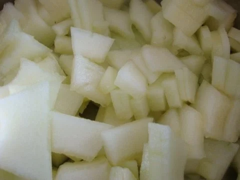 Kalte Melonensuppe mit Safran - Rezept - Bild Nr. 6