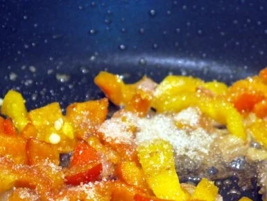 Hähnchen in geröstetem Paprikarahm mit Vollkorn-Basmati-Reis - Rezept - Bild Nr. 8