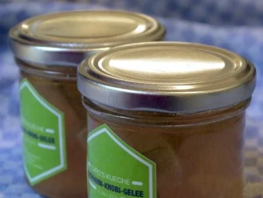 Rezept: Rosmarin-Knoblauch-Gelee Bild Nr. 10 Rosmarin-Knoblauch-Gelee - Rezept - Bild Nr. 10