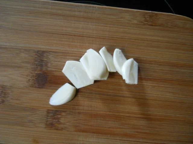 Rezept: Gegrillte Putenröllchen mit Basilikumpesto Bild Nr. 4 Gegrillte Putenröllchen mit Basilikumpesto - Rezept - Bild Nr. 4