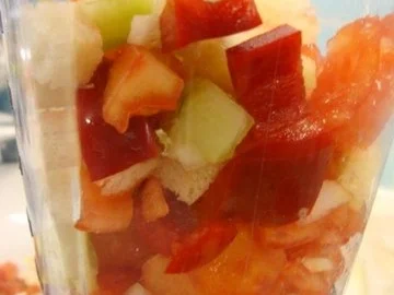 Rezept: Gazpacho nach "SuppenGeniesser Art" Bild Nr. 10 Gazpacho nach "SuppenGeniesser Art" - Rezept - Bild Nr. 10