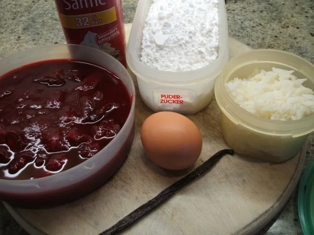 Dessert: Reis-Eis mit Pflaumenweinsoße - Rezept - Bild Nr. 2