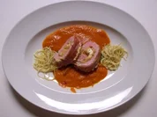 Schweinelende in Salbei- Schinkenmantel dazu Spaghetti Alio-Olio - Rezept