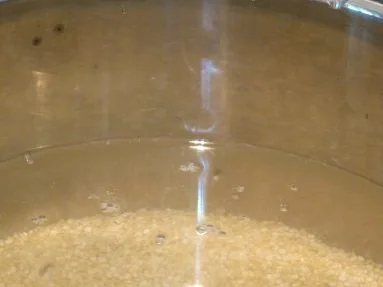 Kunterbunter Quinoasalat mit Orangen-Tomaten-Dressing - Rezept - Bild Nr. 2