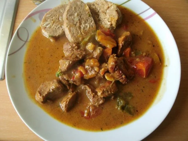 Rezept: Paprikarahmgulasch Bild Nr. 13 Paprikarahmgulasch - Rezept - Bild Nr. 13