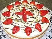 Erdbeertorte mit Quarkcreme - Rezept