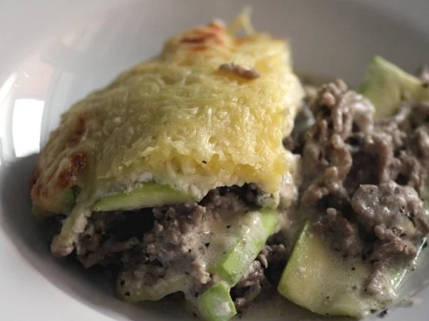 Zucchini-Mett-Lasagne - Rezept