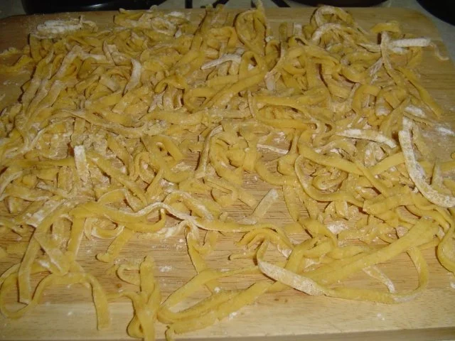 Überbackene Schnitzel mit selbstgemachten Nudeln - Rezept - Bild Nr. 5