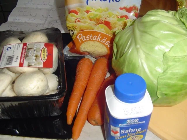 Überbackene Schnitzel mit selbstgemachten Nudeln - Rezept - Bild Nr. 6