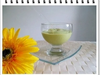 Avocado - Honigmelone - Banane Smoothie - Rezept - Bild Nr. 11