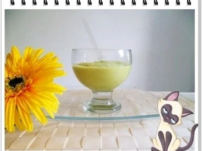 Avocado - Honigmelone - Banane Smoothie - Rezept