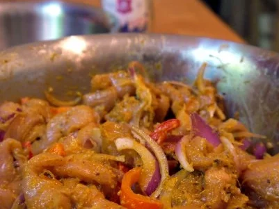 Hähnchen-Curry-Geschnetzeltes mit Knobi-Kartoffeln - Rezept - Bild Nr. 7