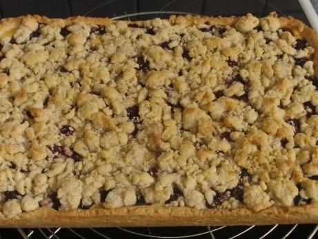 Rezept: Kirsch-Quark-Streuselkuchen Kirsch-Quark-Streuselkuchen - Rezept