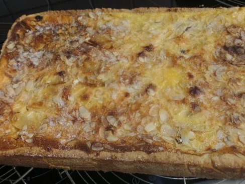 Apfelkuchen mit Schmandguss - Rezept