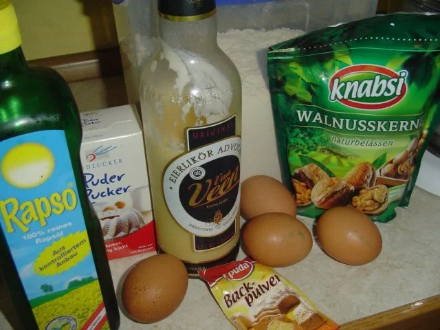 Rezept: Verfeinerter Eierlikörkuchen Bild Nr. 2 Verfeinerter Eierlikörkuchen - Rezept - Bild Nr. 2