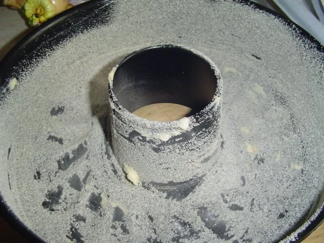 Rezept: Verfeinerter Eierlikörkuchen Bild Nr. 3 Verfeinerter Eierlikörkuchen - Rezept - Bild Nr. 3