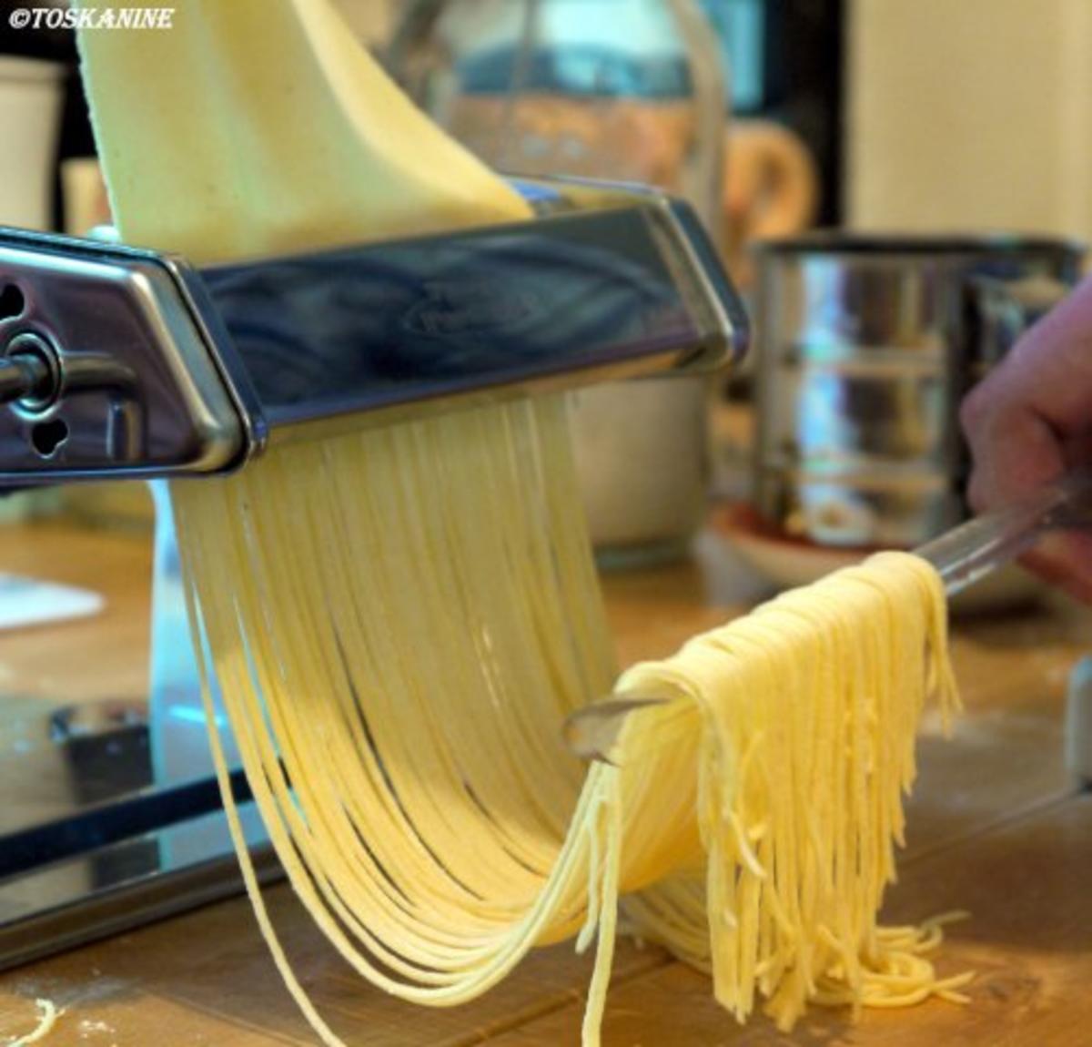 Spaghetti mit Rahmpfifferlingen - Rezept - Bild Nr. 6