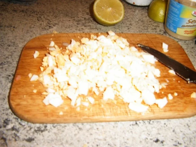 Rezept: Chicoree-Lachs-Salat Bild Nr. 4 Chicoree-Lachs-Salat - Rezept - Bild Nr. 4