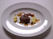 Rezept: Rinderfiletsteaks mit Aprikosen-Chutney und Rosmarinkartoffeln Rinderfiletsteaks mit Aprikosen-Chutney und Rosmarinkartoffeln - Rezept