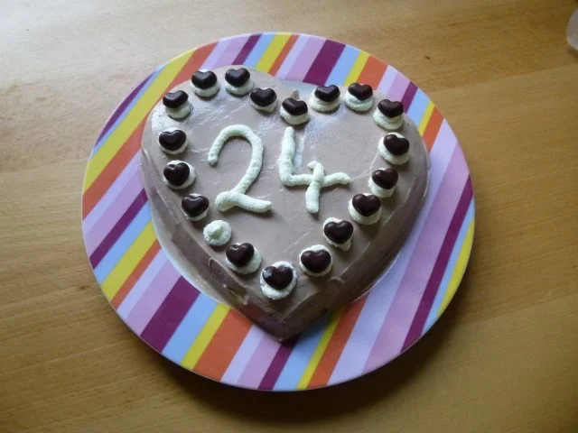 kleine Überraschungs - Geburtstagstorte - Rezept