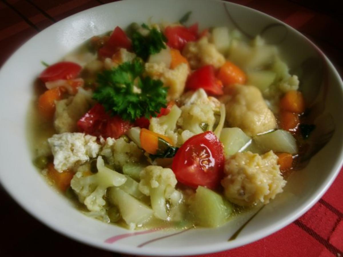 Sommergemüsesuppe mit Klump - Rezept mit Bild - kochbar.de