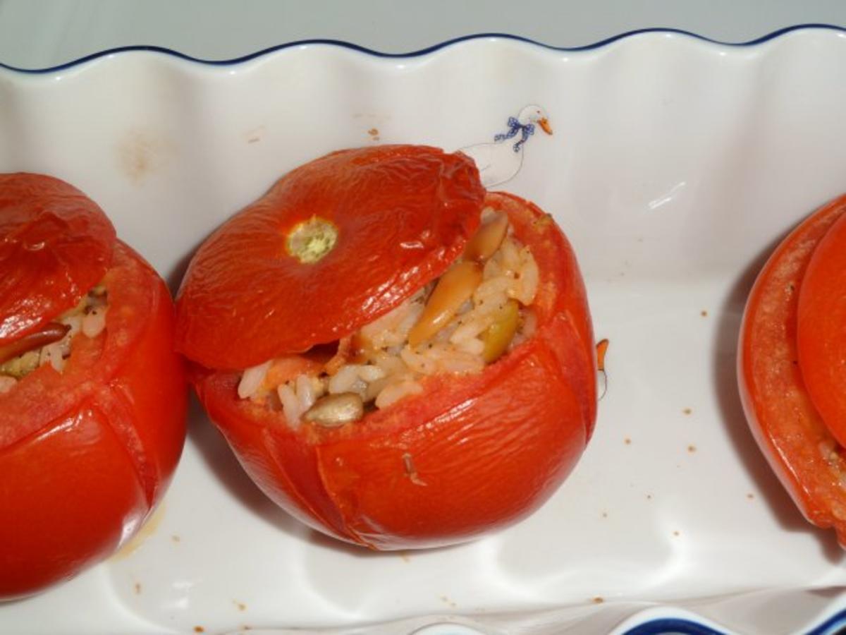 Tomaten gefüllt mit Reis - Rezept