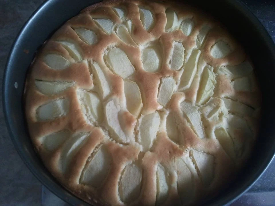 Rezept: Blitz Kuchen mit Äpfeln oder Kirschen Bild Nr. 372 Blitz Kuchen mit Äpfeln oder Kirschen - Rezept - Bild Nr. 372