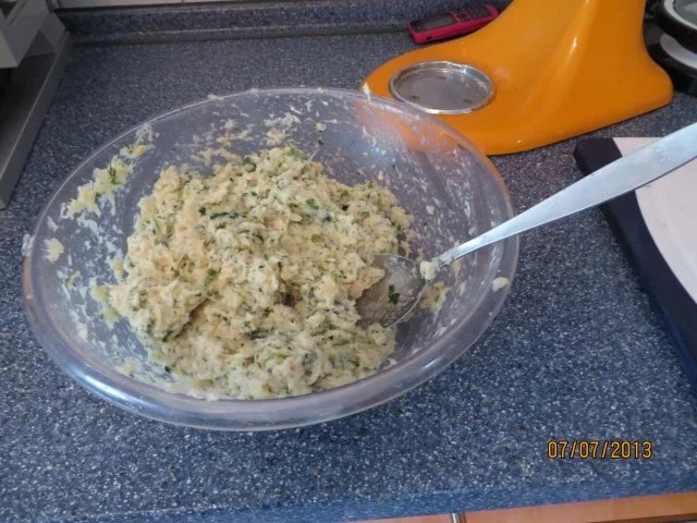 Rezept: Kochen: Fischfrikadellen mit Tagliatelle und Petersiliensoße Bild Nr. 8 Kochen: Fischfrikadellen mit Tagliatelle und Petersiliensoße - Rezept - Bild Nr. 8