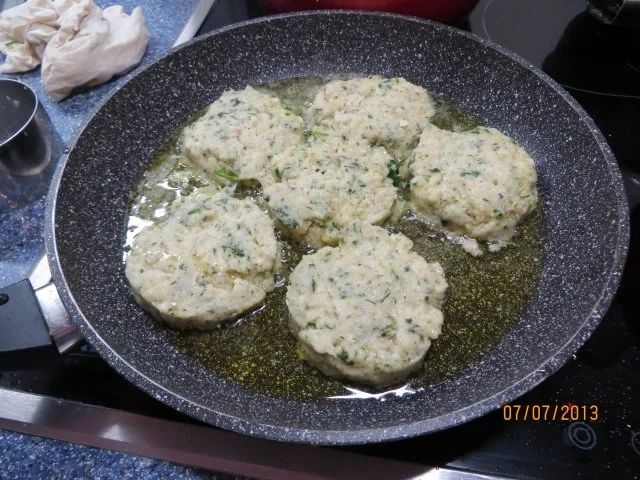 Rezept: Kochen: Fischfrikadellen mit Tagliatelle und Petersiliensoße Bild Nr. 10 Kochen: Fischfrikadellen mit Tagliatelle und Petersiliensoße - Rezept - Bild Nr. 10