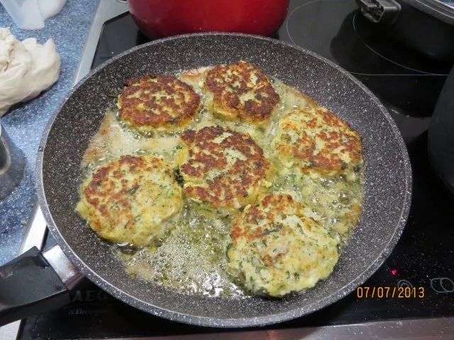 Rezept: Kochen: Fischfrikadellen mit Tagliatelle und Petersiliensoße Bild Nr. 11 Kochen: Fischfrikadellen mit Tagliatelle und Petersiliensoße - Rezept - Bild Nr. 11