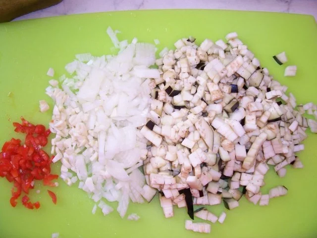 Rinderrouladen mit Auberginefüllung, dazu Kartoffelpüree - Rezept - Bild Nr. 4