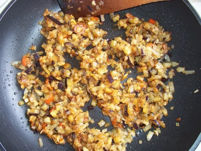 Rinderrouladen mit Auberginefüllung, dazu Kartoffelpüree - Rezept - Bild Nr. 5