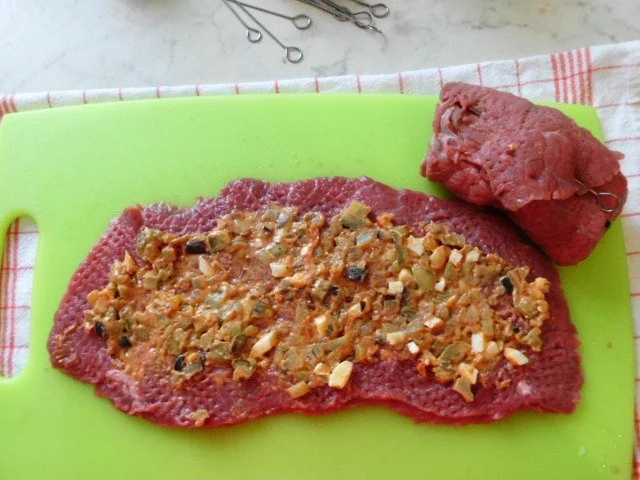 Rinderrouladen mit Auberginefüllung, dazu Kartoffelpüree - Rezept - Bild Nr. 8