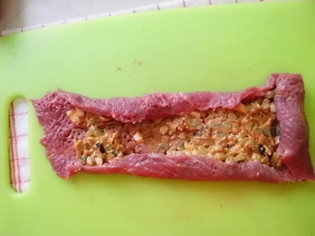 Rinderrouladen mit Auberginefüllung, dazu Kartoffelpüree - Rezept - Bild Nr. 9